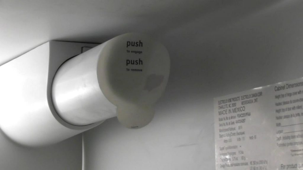 Frigidaire Water Filter - ULTRAWF Cartridge HOW TO INSTALL  REMOVE AND RESET