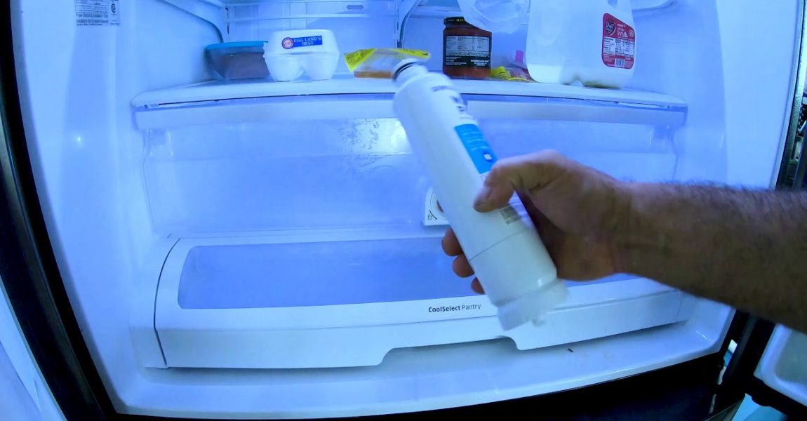 SAMSUNG French Door Refrigerator Water Filter Replacement