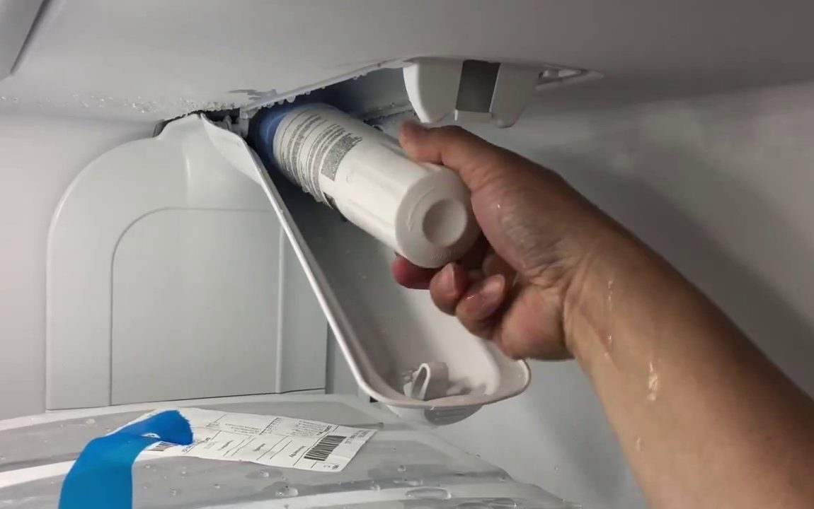 How to replace water filter on Whirlpool French Door Fridge