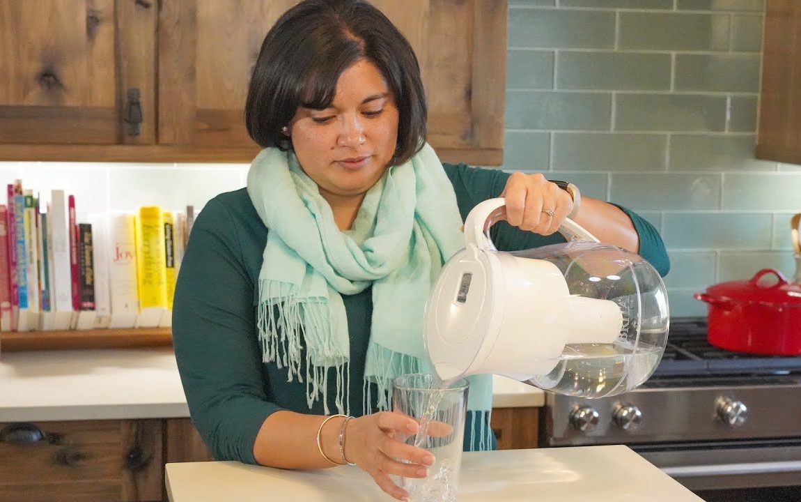 How to use a Brita Longlast water filter to reduce the risk of lead in drinking water #Britalonglast